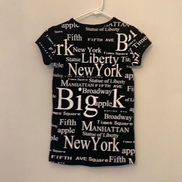 Jay Joshua, NY black short sleeve tee with New York white print jargon. Size S - Picture 5 of 6